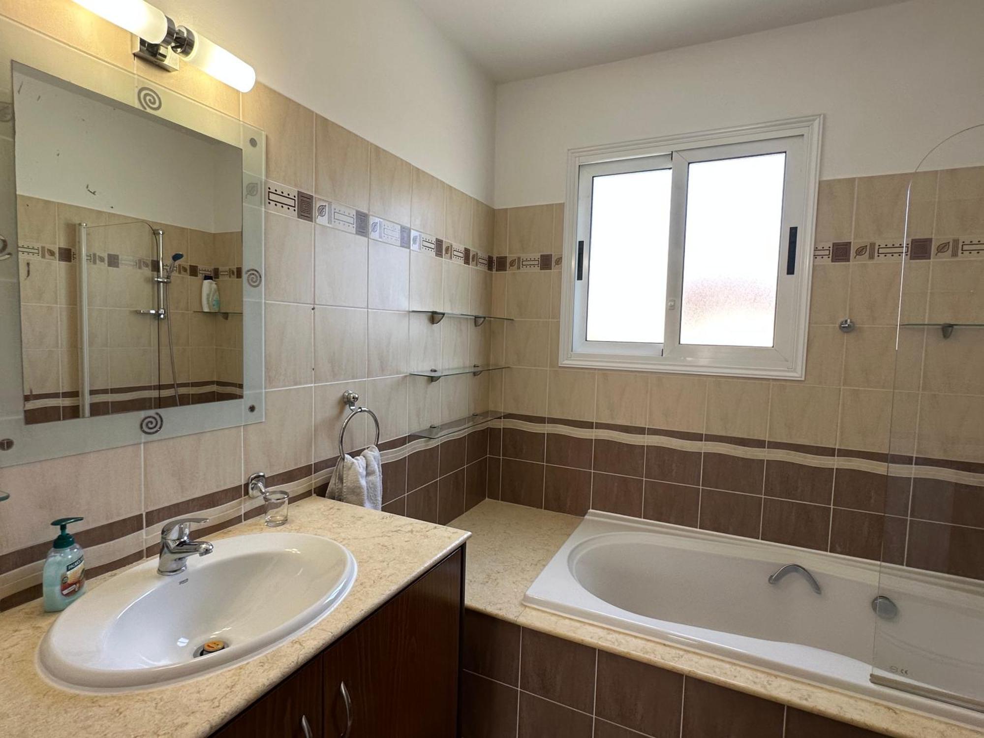 Villa Andy-350 M From The Beach Ларнака Экстерьер фото