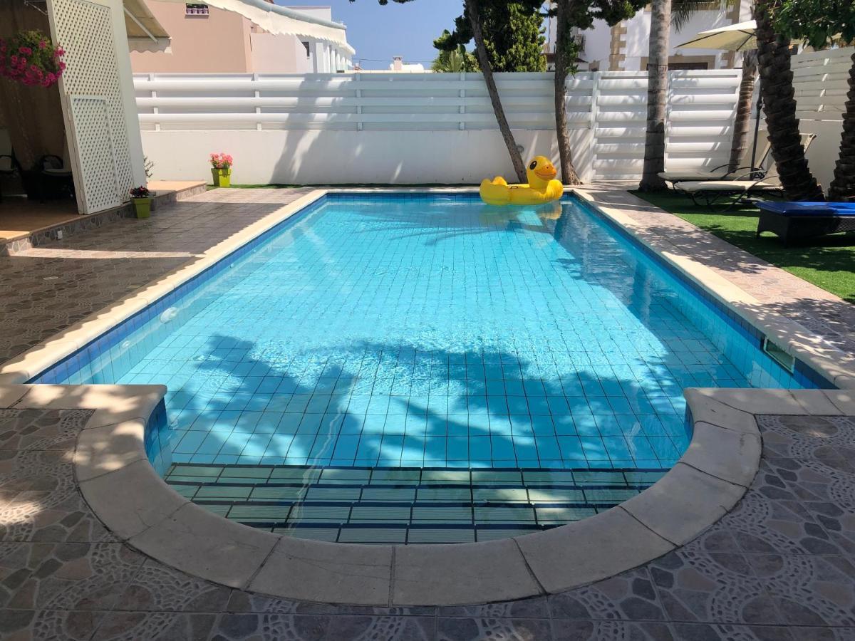 Villa Andy-350 M From The Beach Ларнака Экстерьер фото